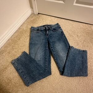 Mid - Rise Ankle Straight Jeans